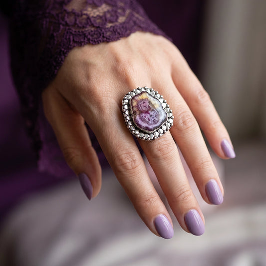 Vintage ring 925 zilver met unieke regenboog zonnekwarts steen – maat 17,5 | 55